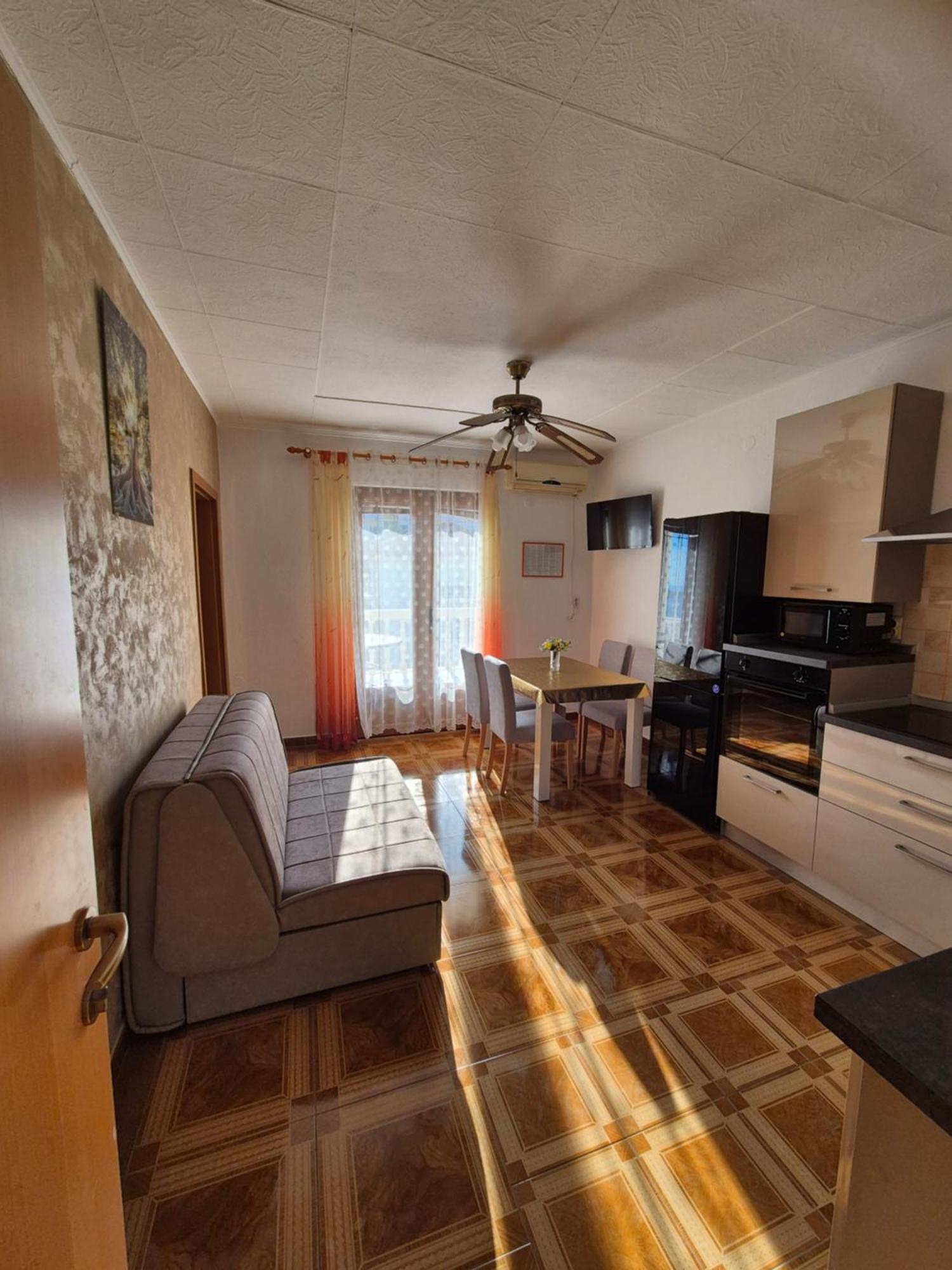 Apartmens Spiko 2 Hvar Town Eksteriør billede